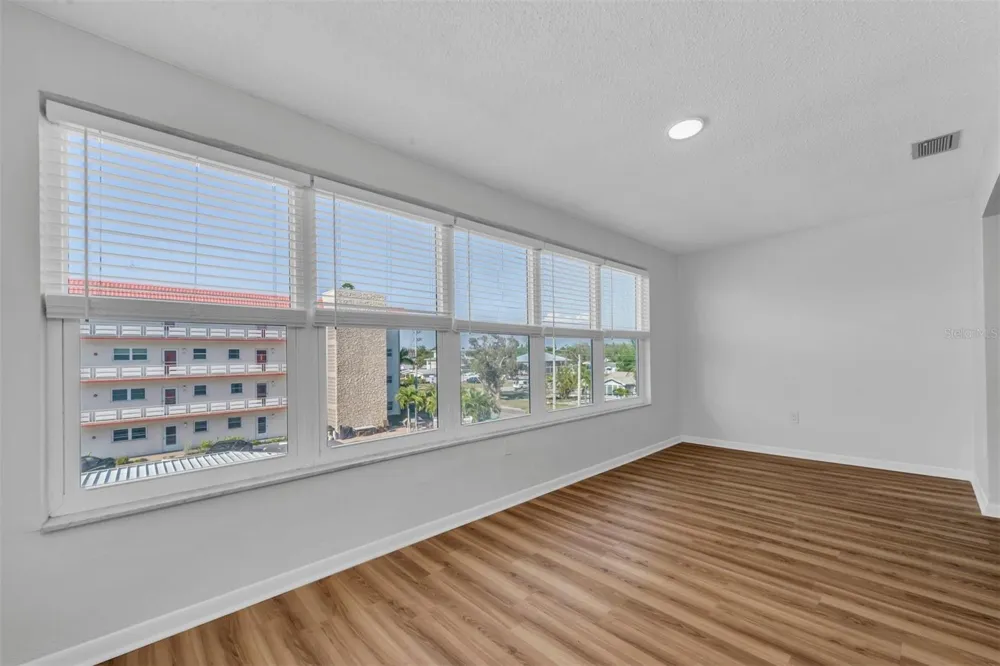 3128 59TH STREET S #303 Gulfport, FL 33707