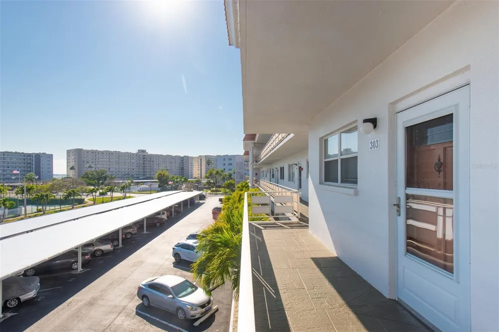 3128 59TH STREET S #303 Gulfport, FL 33707