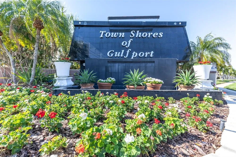 3128 59TH STREET S #303 Gulfport, FL 33707