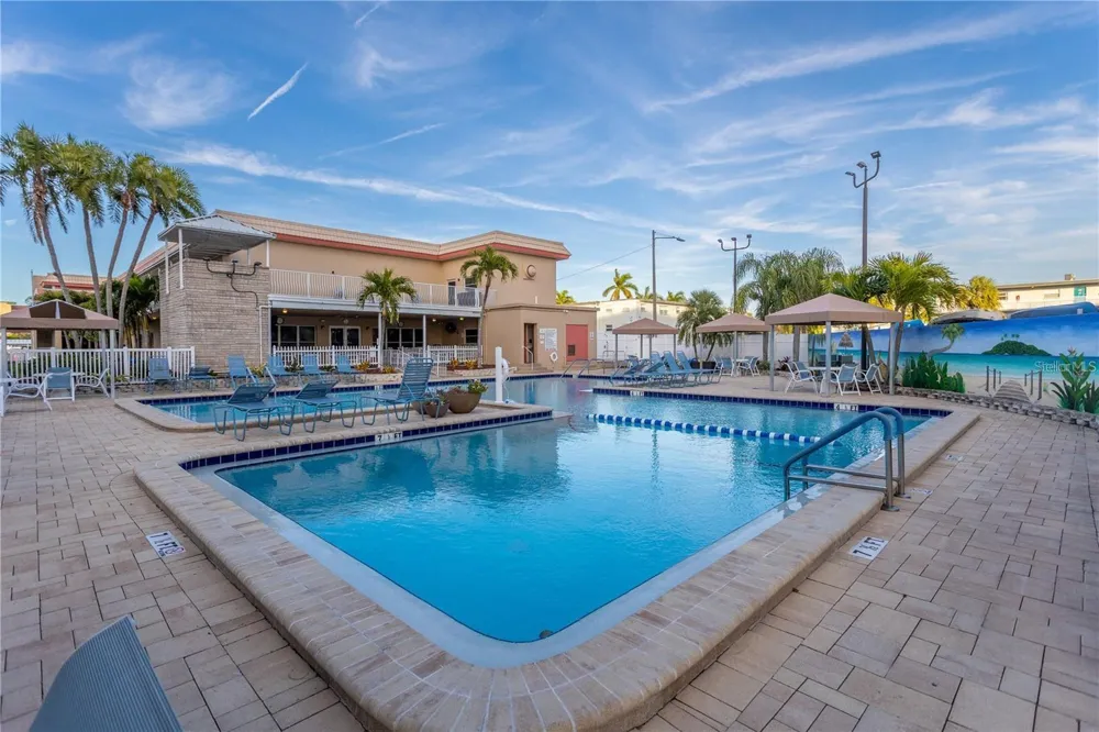 3128 59TH STREET S #303 Gulfport, FL 33707
