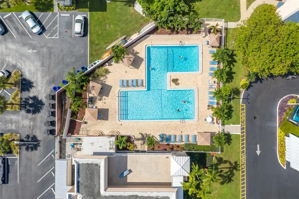 3128 59TH STREET S #303 Gulfport, FL 33707