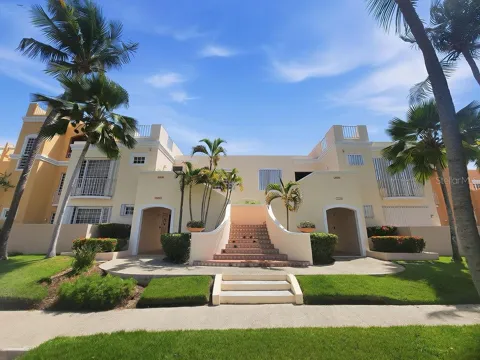 150 CANDELERO DRIVE #798