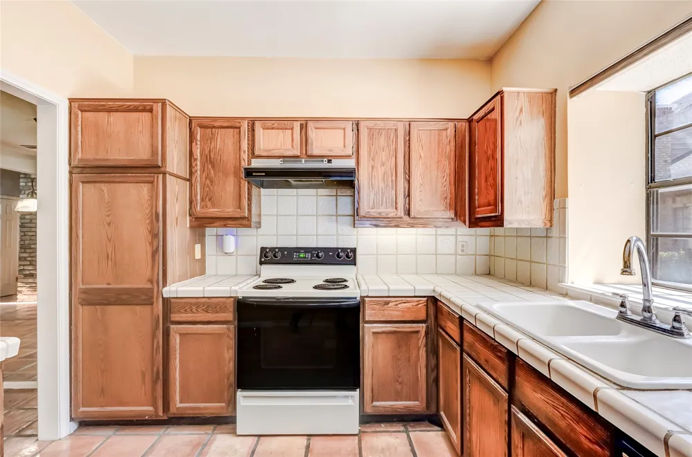 10819 Crown Colony Drive #19 Austin, TX 78747