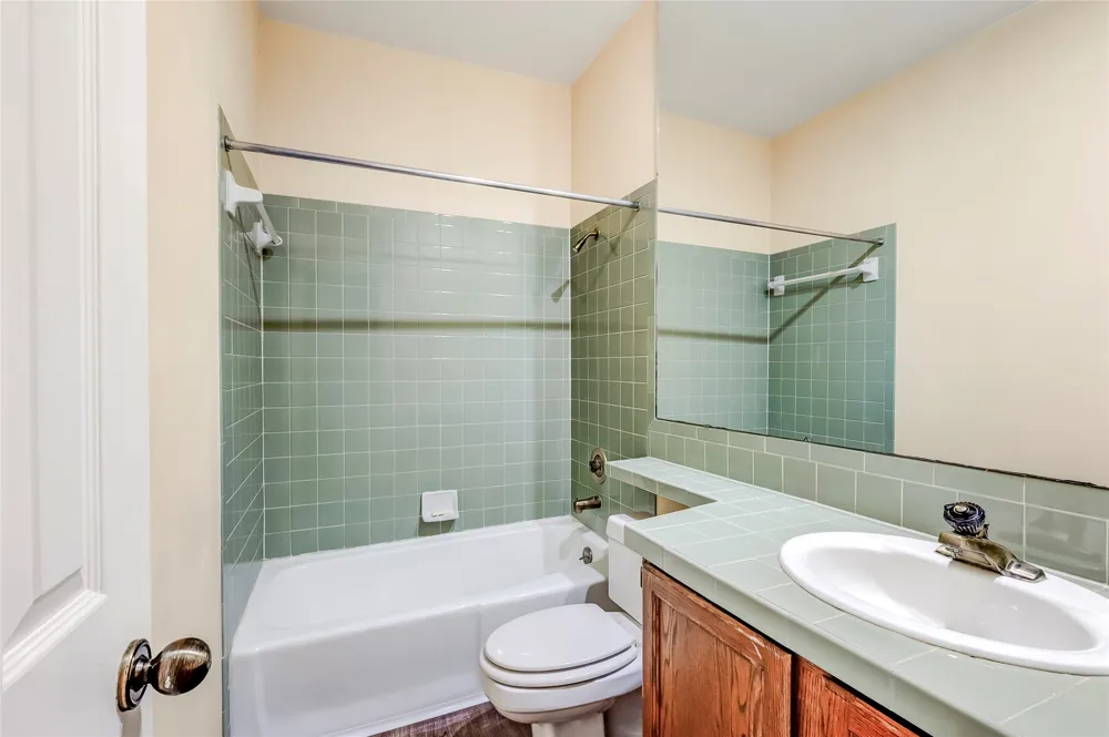 10819 Crown Colony Drive #19 Austin, TX 78747