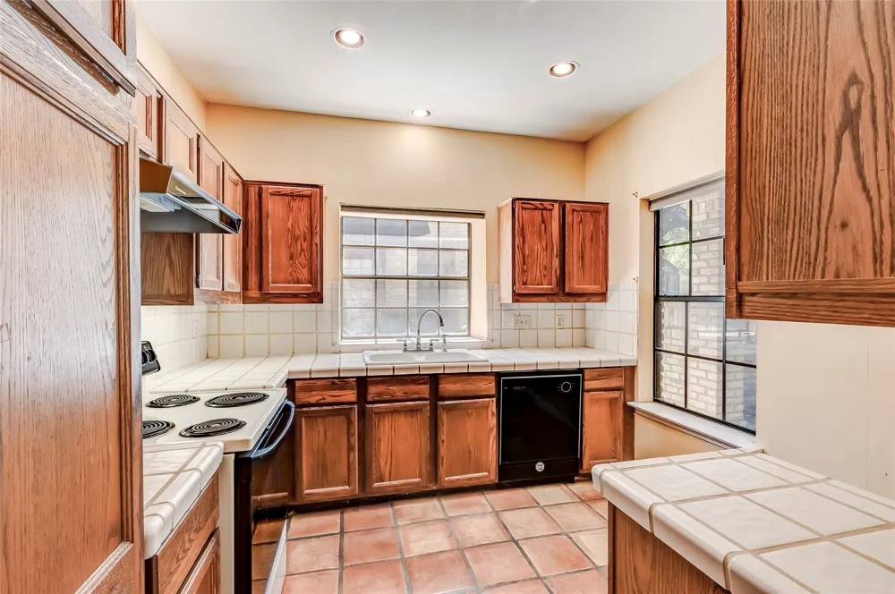 10819 Crown Colony Drive #19 Austin, TX 78747