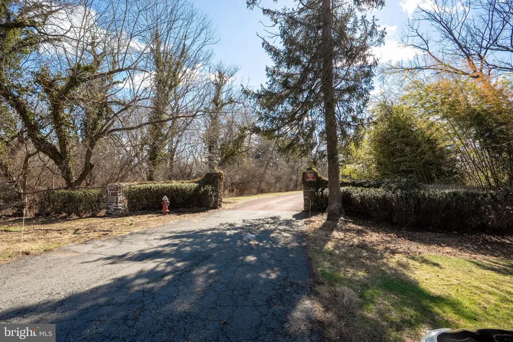 5 LANDFALL LANE Princeton, NJ 08540