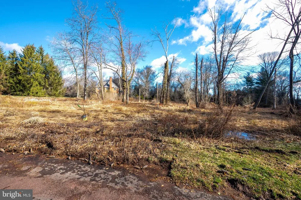 5 LANDFALL LANE Princeton, NJ 08540