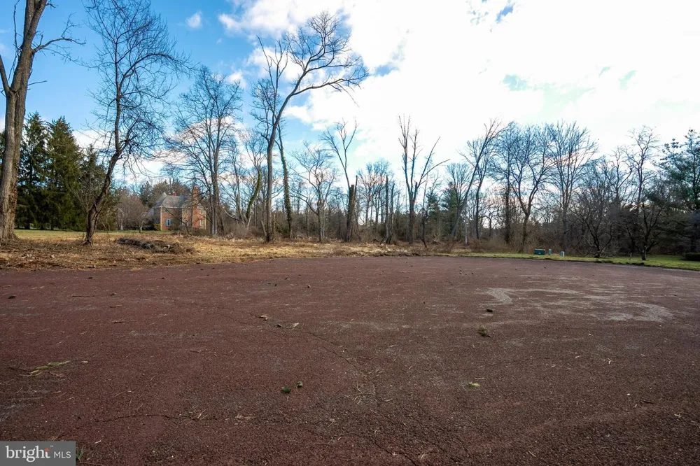 5 LANDFALL LANE Princeton, NJ 08540