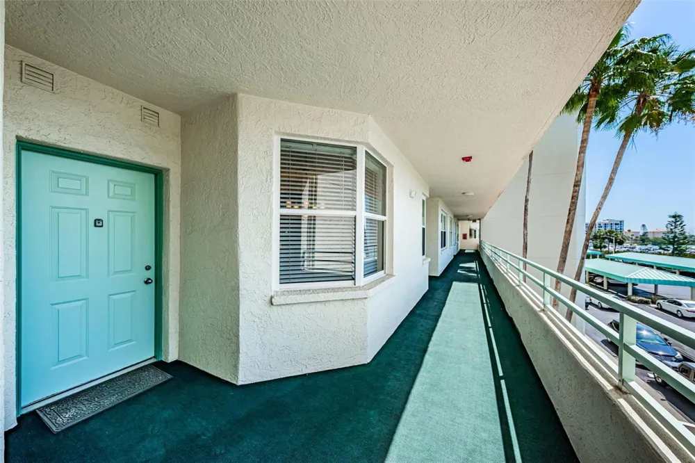 7979 SAILBOAT KEY BOULEVARD S #205 South Pasadena, FL 33707