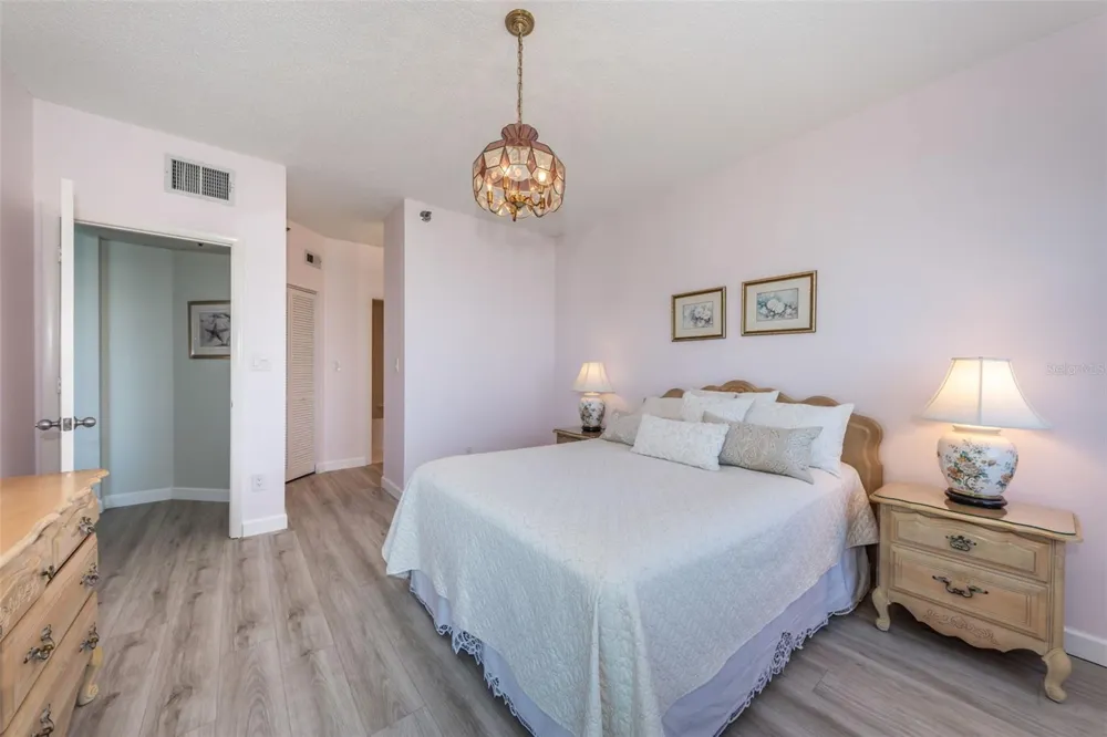 7979 SAILBOAT KEY BOULEVARD S #205 South Pasadena, FL 33707