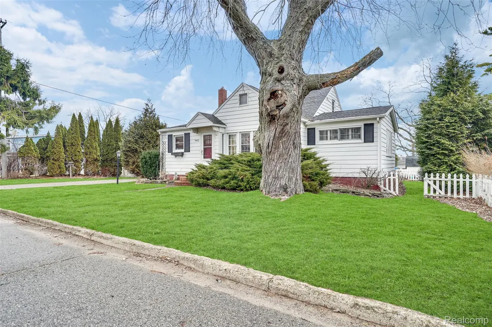 7972 3rd Street Delaware Township, MI 48434