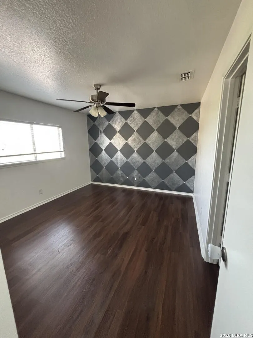 6803 Dulce San Antonio, TX 78252
