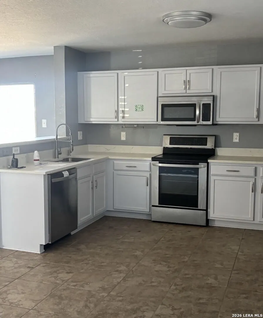 6803 Dulce San Antonio, TX 78252