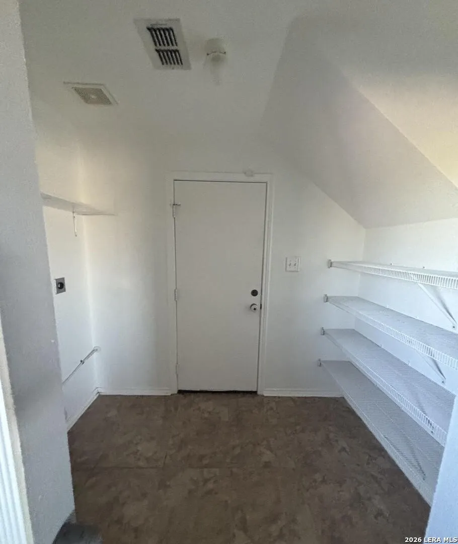 6803 Dulce San Antonio, TX 78252