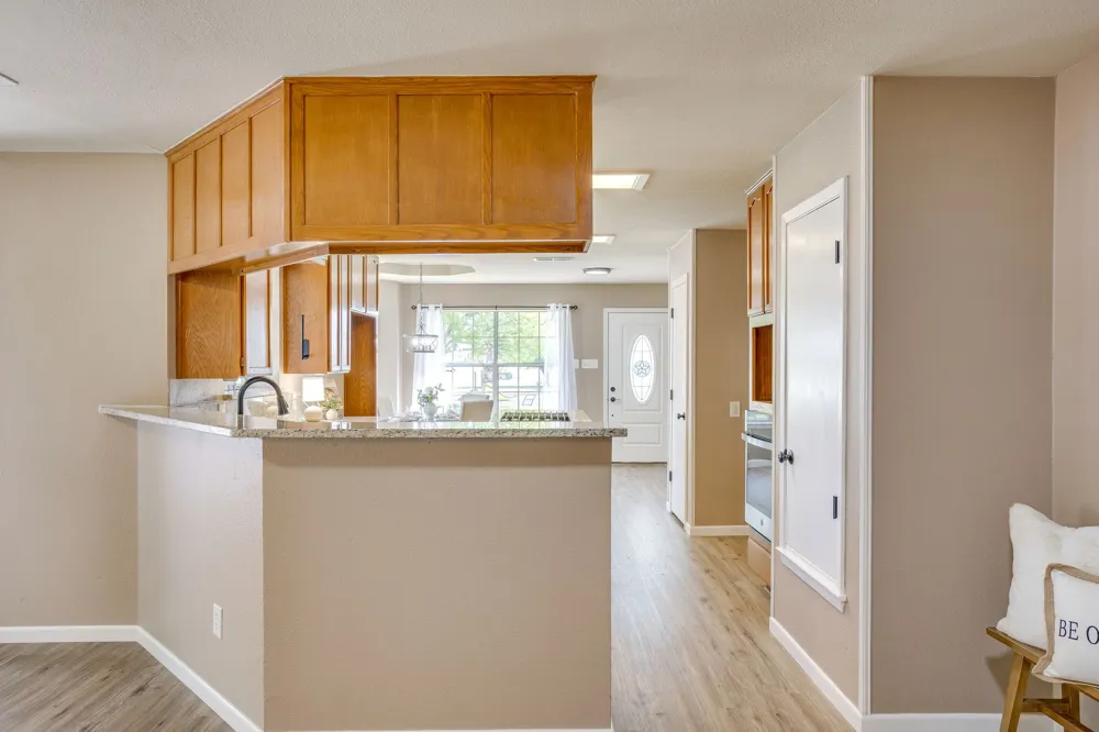 108 S Douglas Street Covington, TX 76636