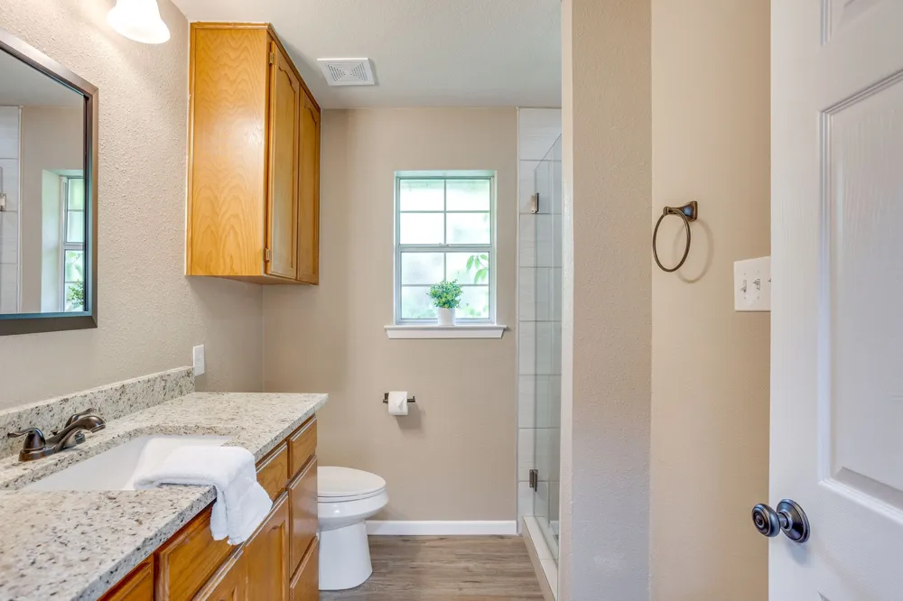 108 S Douglas Street Covington, TX 76636