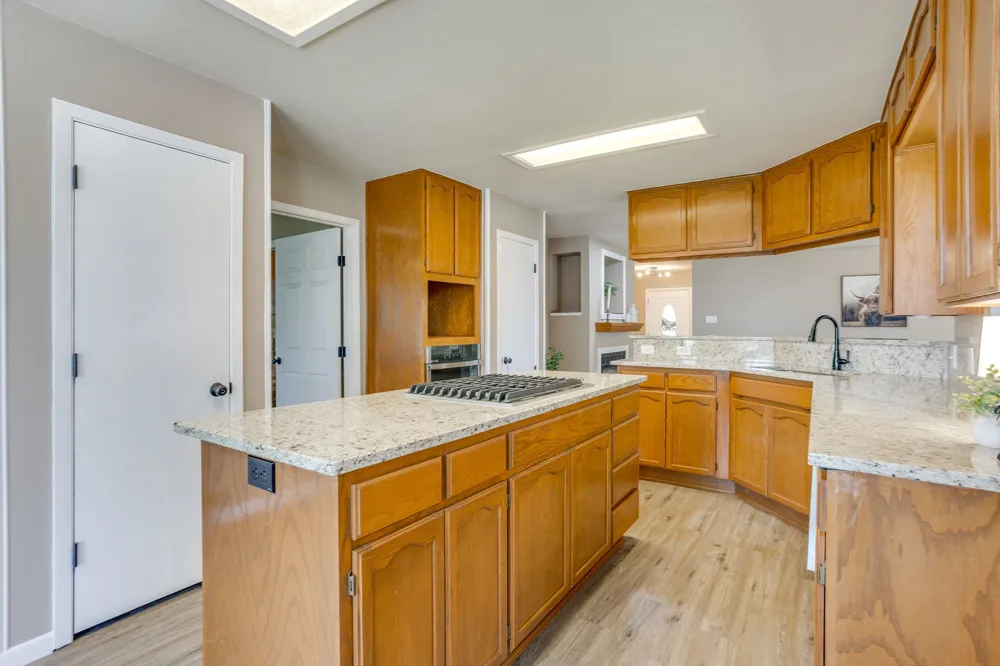 108 S Douglas Street Covington, TX 76636