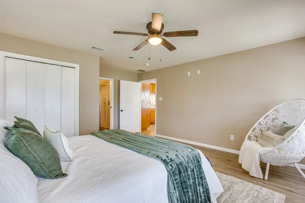108 S Douglas Street Covington, TX 76636