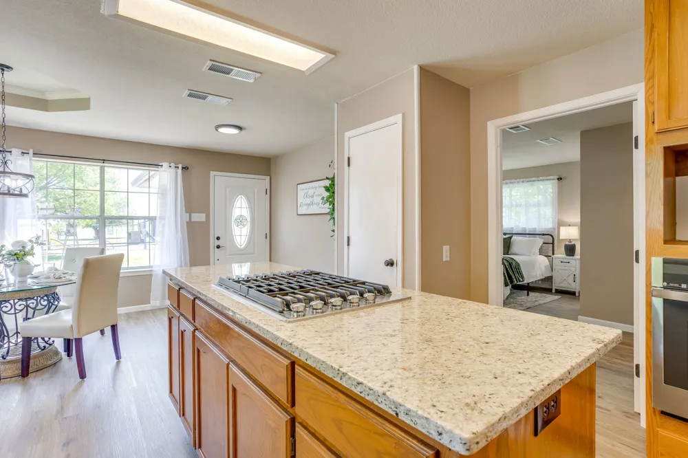 108 S Douglas Street Covington, TX 76636