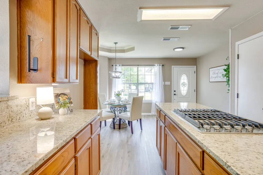 108 S Douglas Street Covington, TX 76636