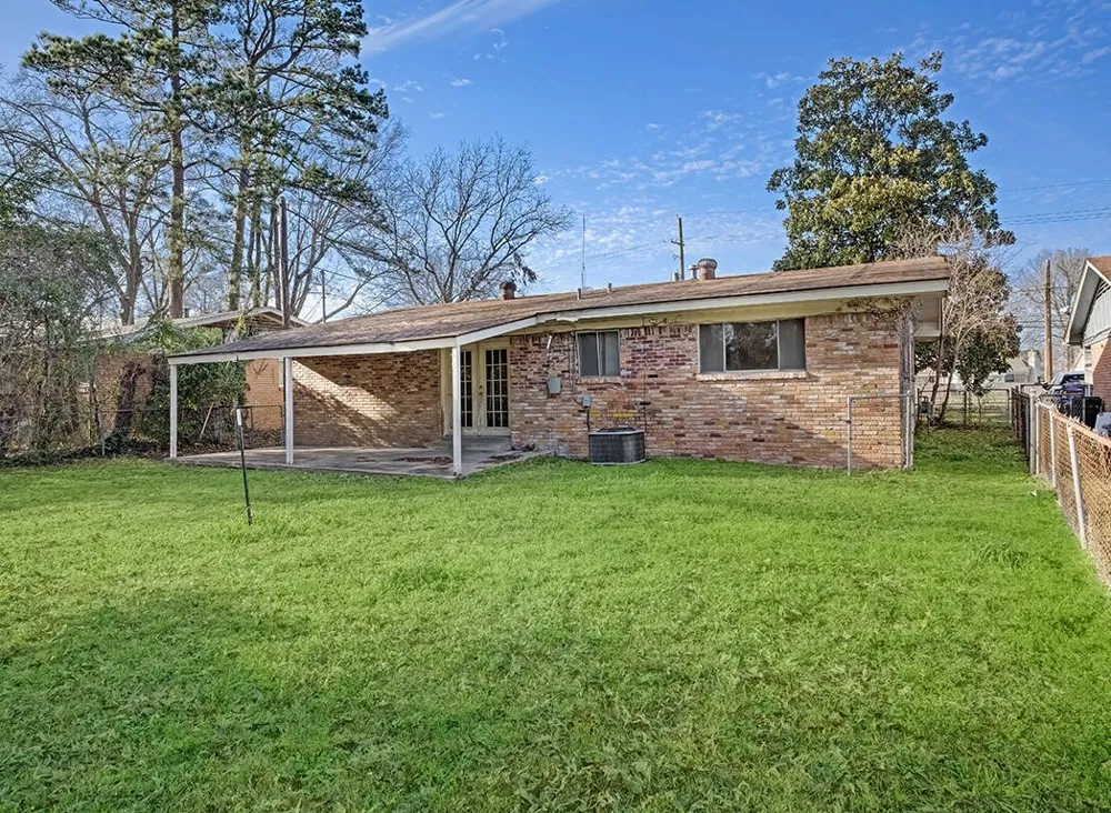 504 Redwater Road Wake Village, TX 75501