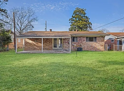 504 Redwater Road