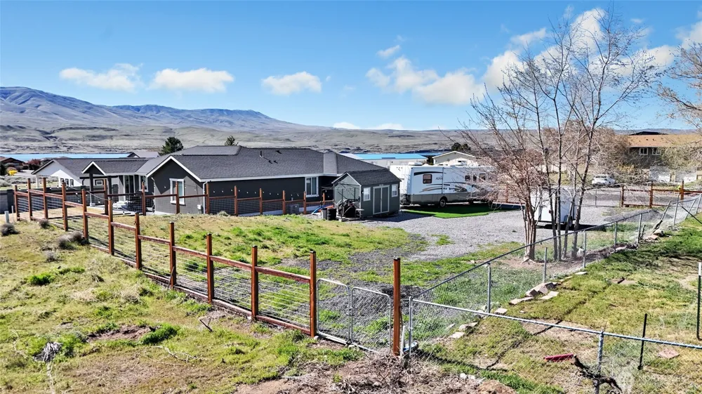 507 SW Autumn Loop Mattawa, WA 99349