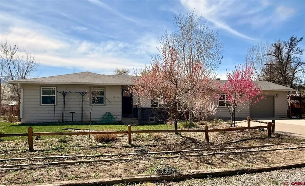 1515 2nd Street Paonia, CO 81428