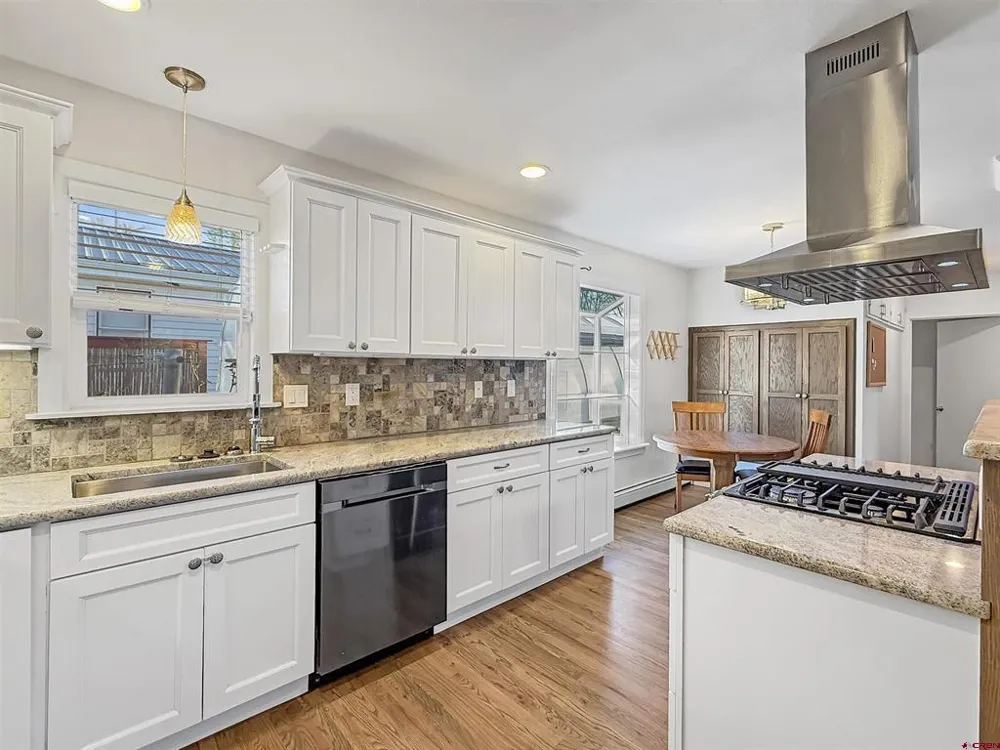 1515 2nd Street Paonia, CO 81428