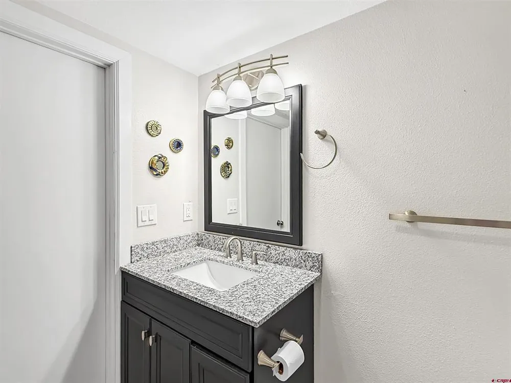 1515 2nd Street Paonia, CO 81428