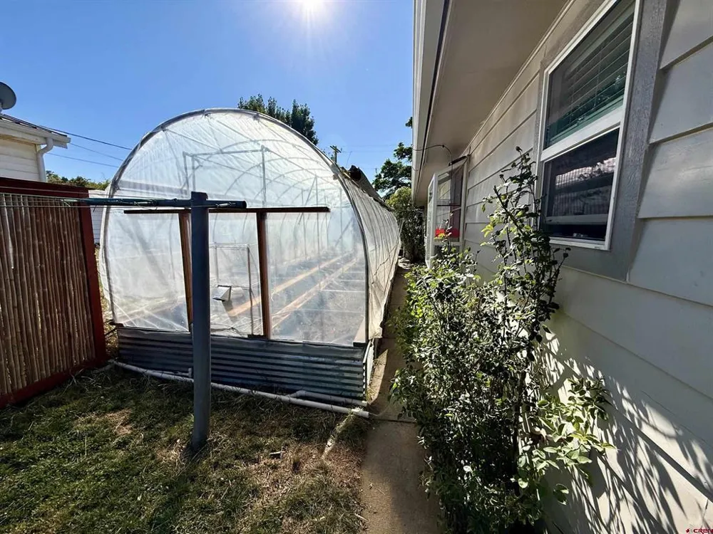 1515 2nd Street Paonia, CO 81428