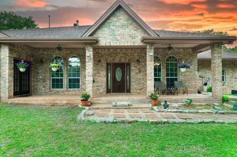 430 Indian Hills Trl
