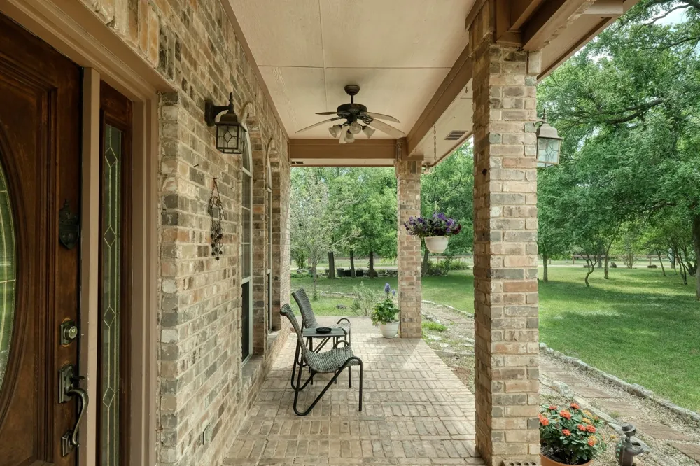 430 Indian Hills Trl Kyle, TX 78640