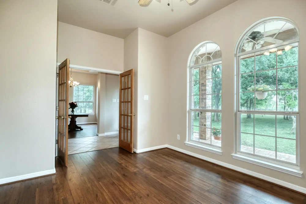 430 Indian Hills Trl Kyle, TX 78640