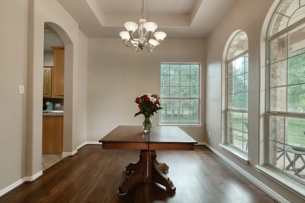430 Indian Hills Trl Kyle, TX 78640