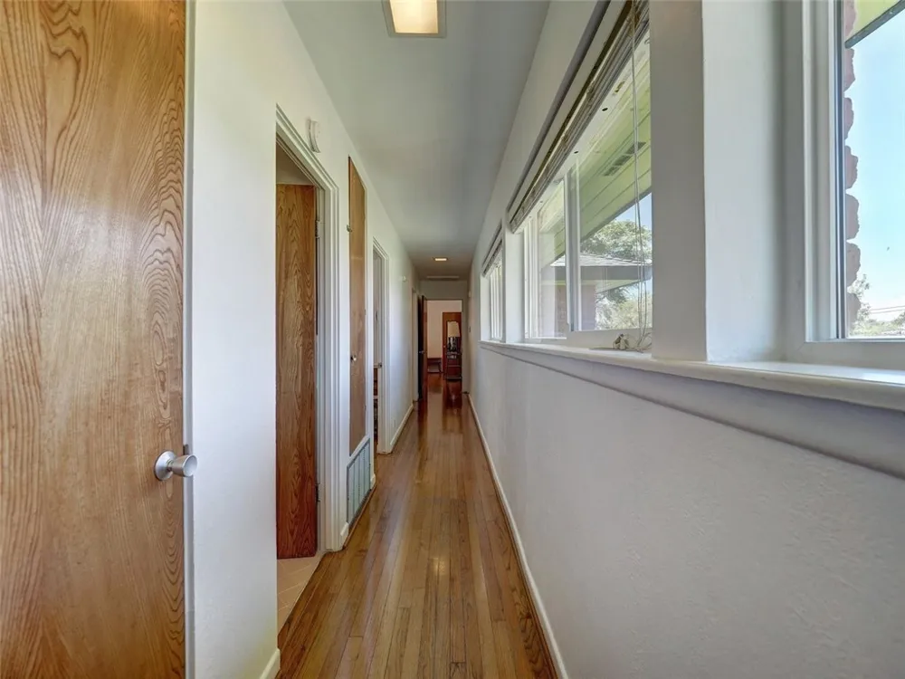 202 Sunset Ingleside on the Bay, TX 78362