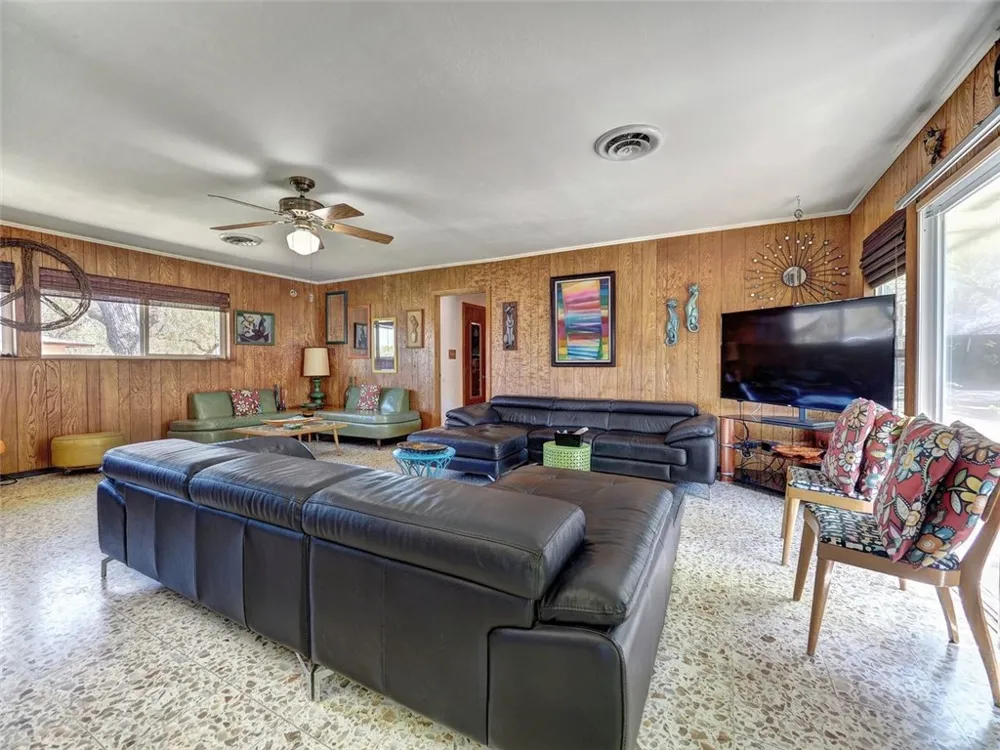 202 Sunset Ingleside on the Bay, TX 78362