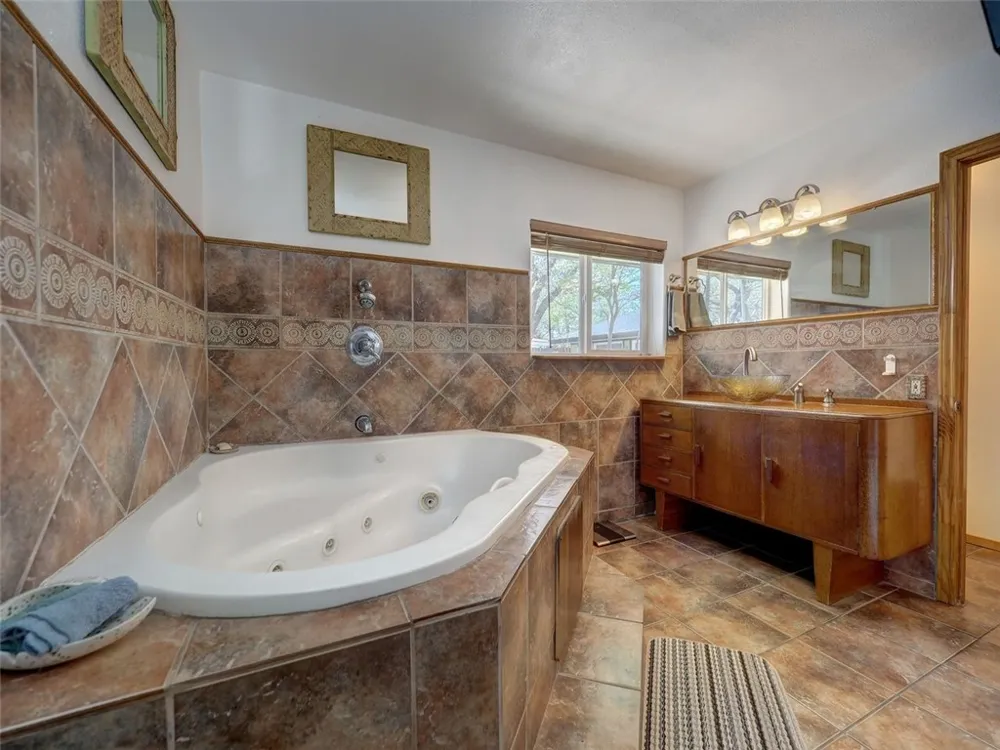 202 Sunset Ingleside on the Bay, TX 78362