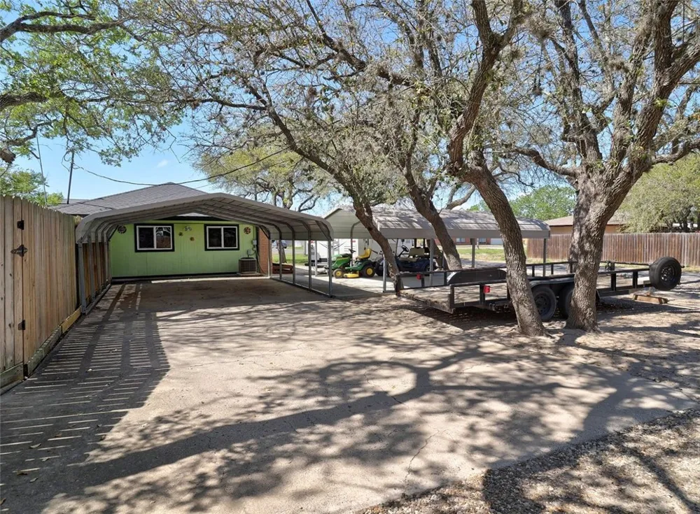 202 Sunset Ingleside on the Bay, TX 78362