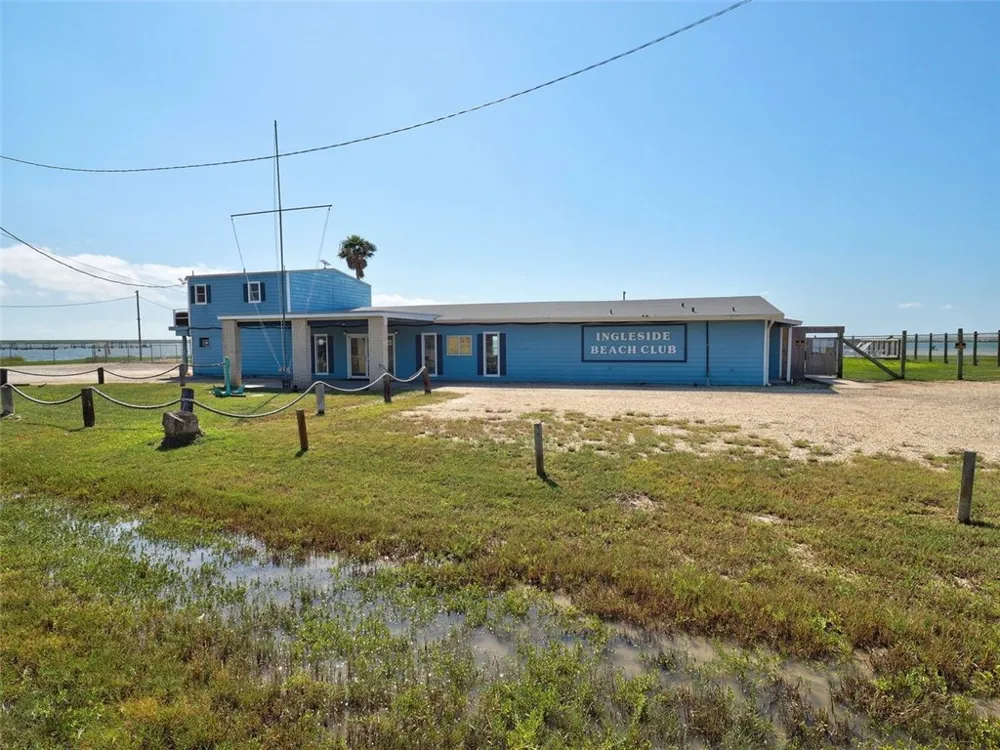 202 Sunset Ingleside on the Bay, TX 78362