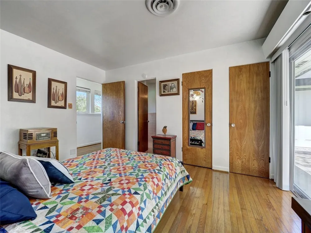 202 Sunset Ingleside on the Bay, TX 78362