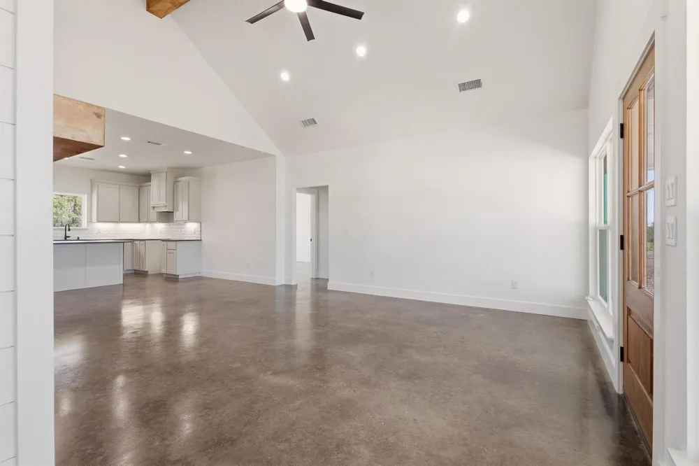 14419 FM 1396 E Windom, TX 75492