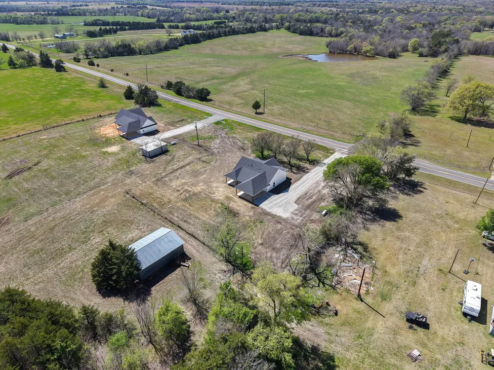 14419 FM 1396 E Windom, TX 75492