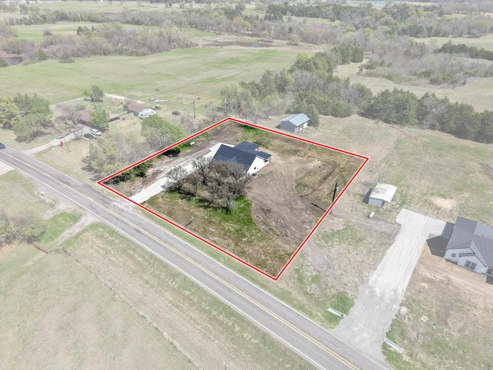 14419 FM 1396 E Windom, TX 75492
