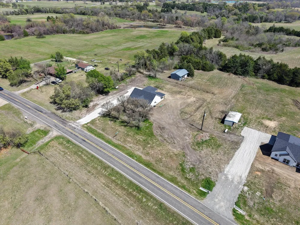 14419 FM 1396 E Windom, TX 75492