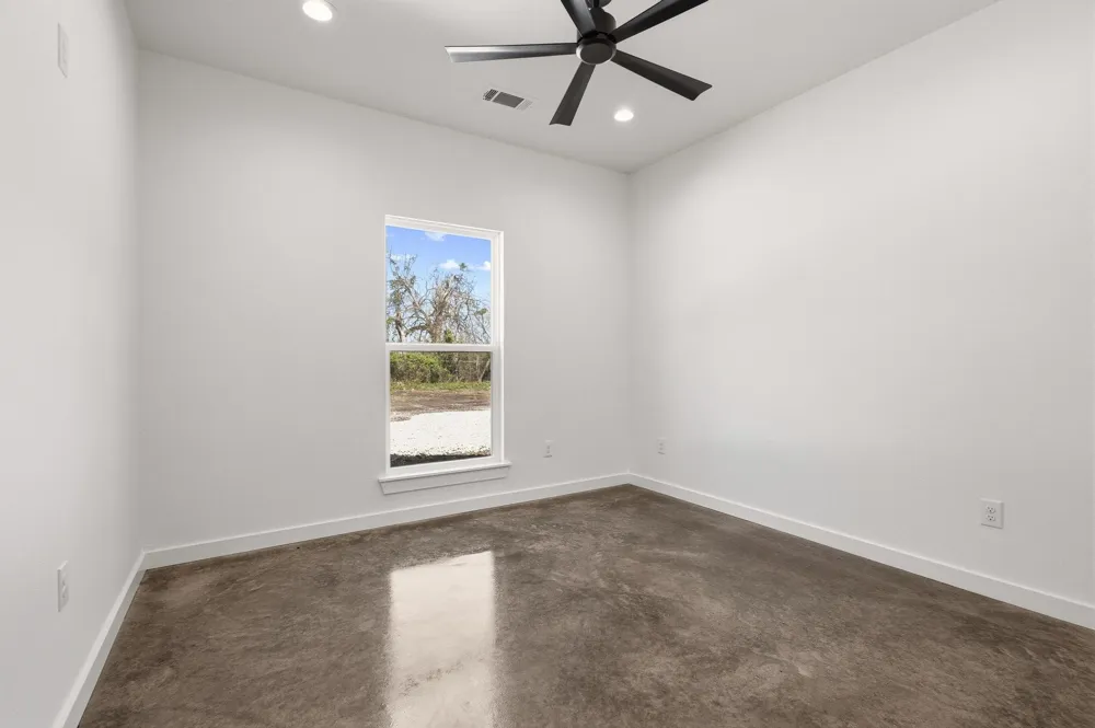 14419 FM 1396 E Windom, TX 75492