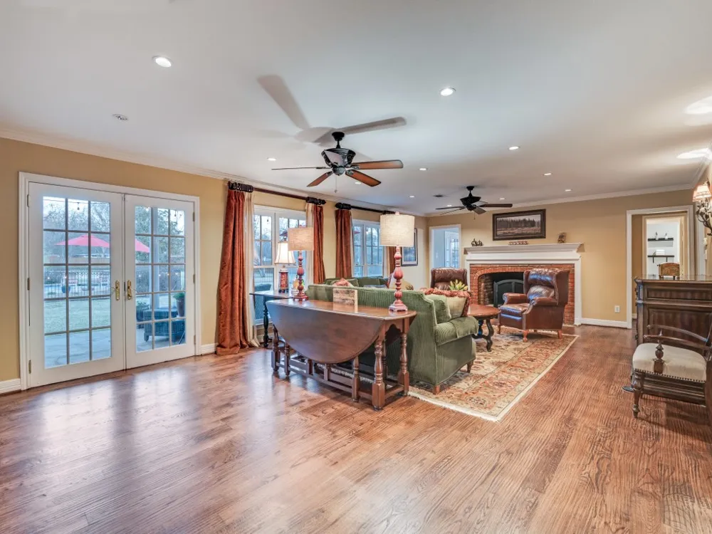 343 E Tripp Road Sunnyvale, TX 75182