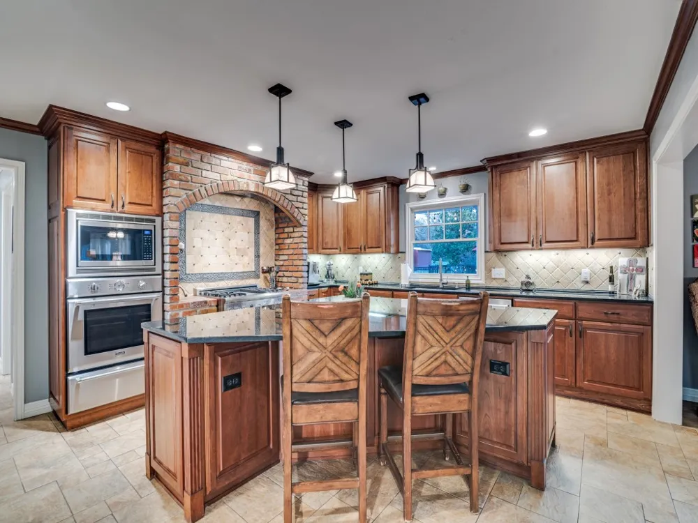 343 E Tripp Road Sunnyvale, TX 75182