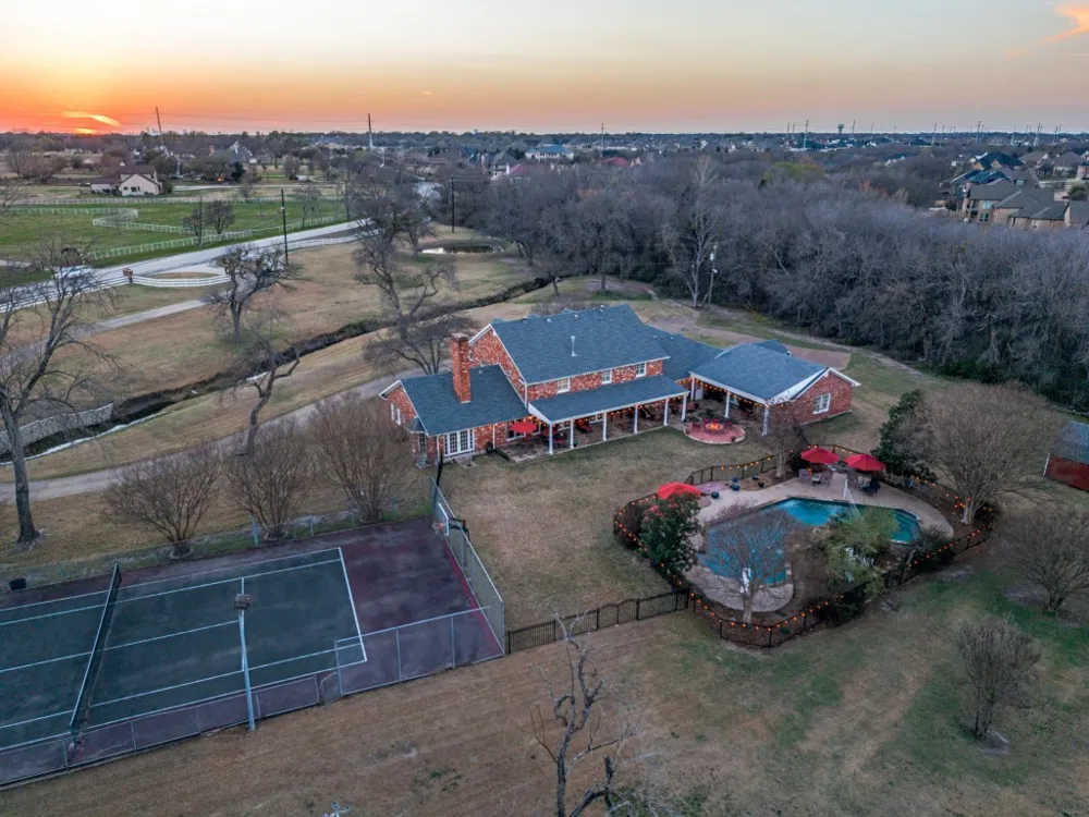 343 E Tripp Road Sunnyvale, TX 75182