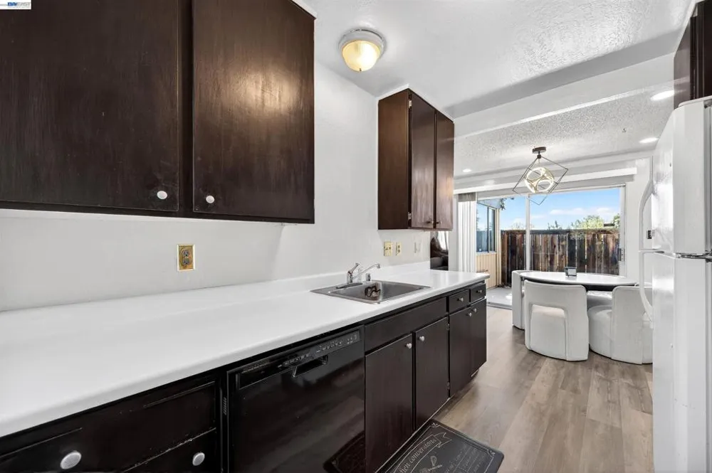 355 Parkview Terrace #B9 Vallejo, CA 94589